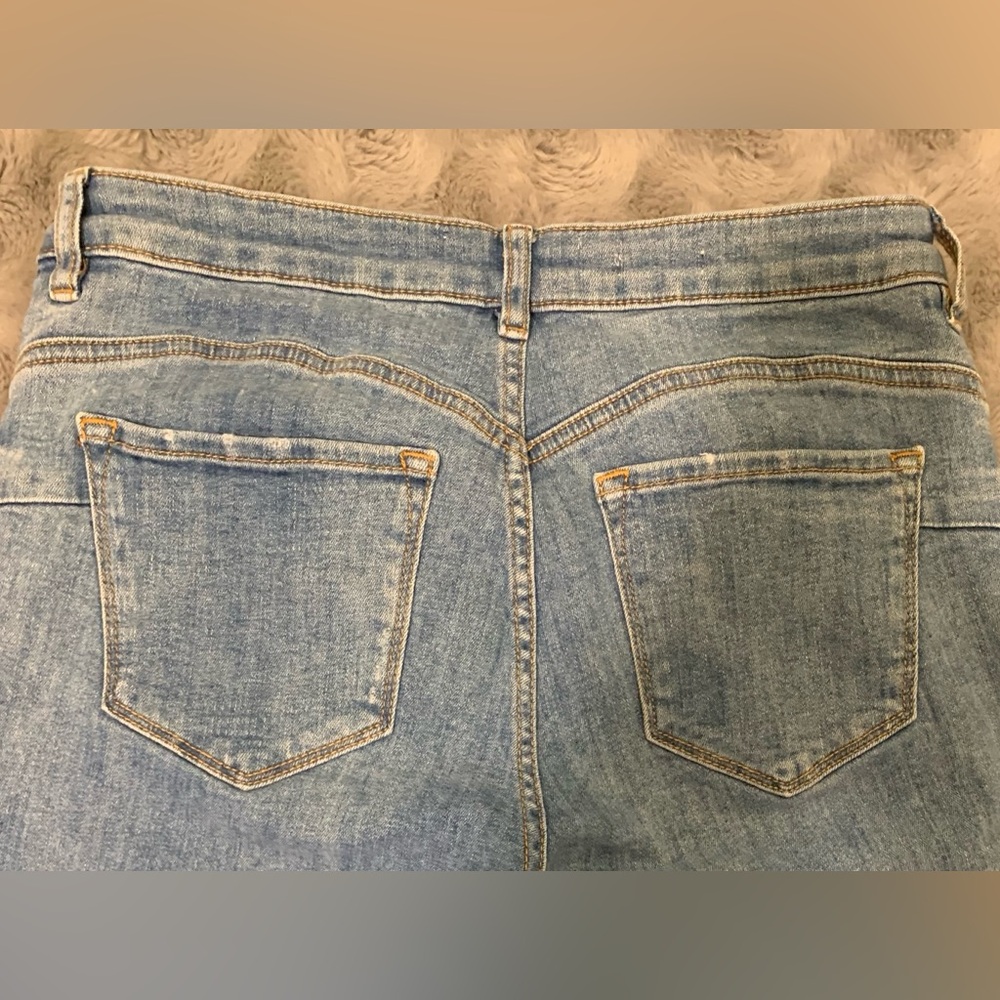 MNG/Mango โKimโ Jeans โข Size 6 โข EUC - Picture 3 of 15